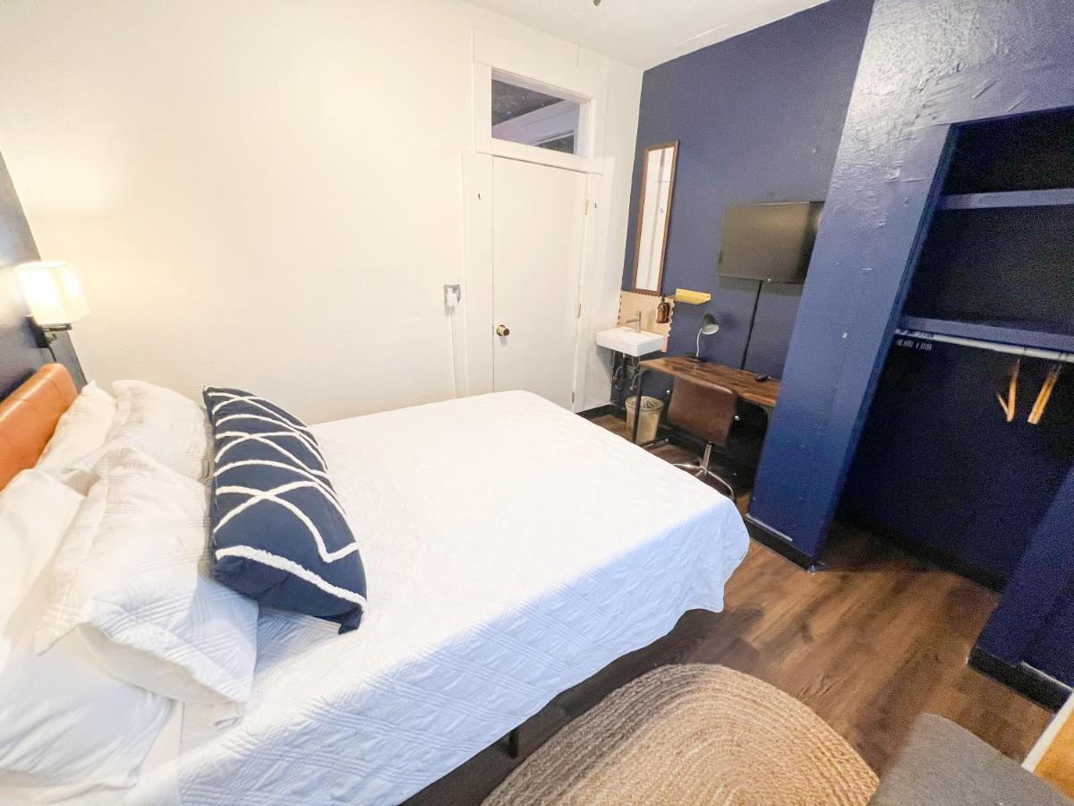 Hostal Ith Mission Backpacker