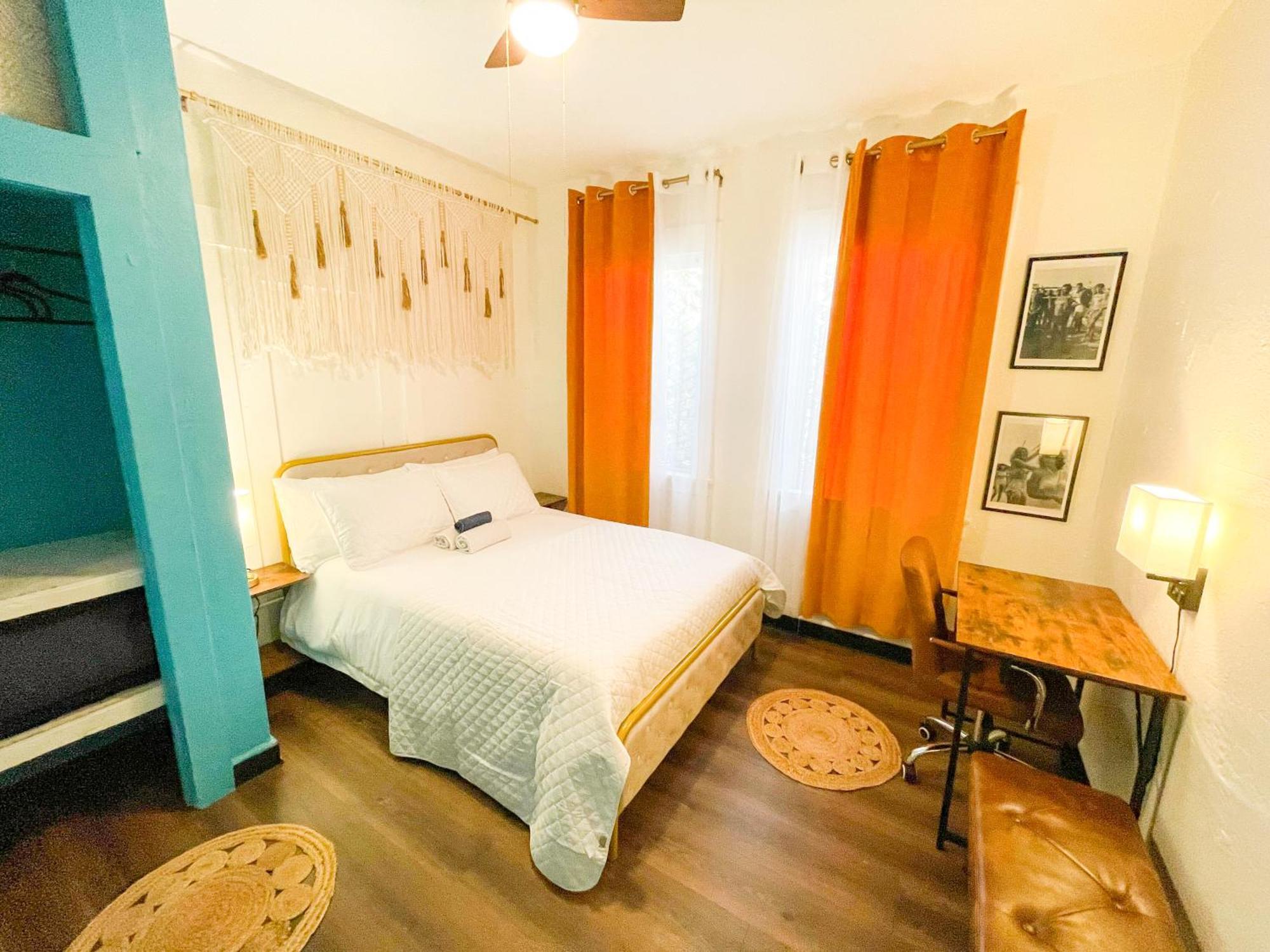 Ith Mission Backpacker Hostal